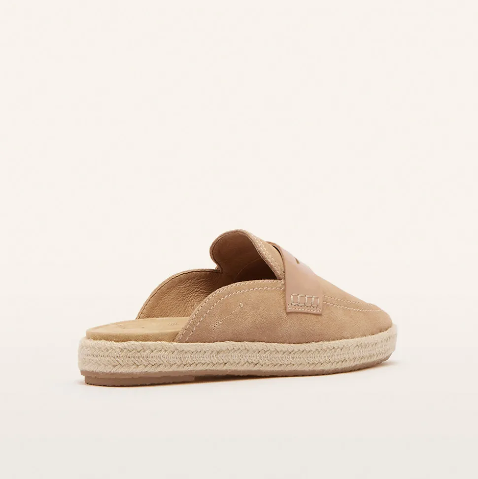 Arlie Camel Suede