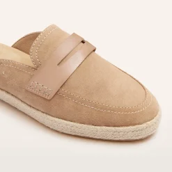Arlie Camel Suede