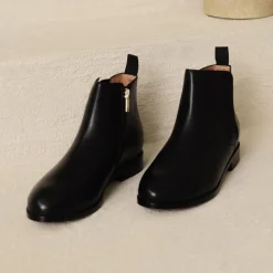 Austen II Black
