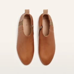 Austen II Tan