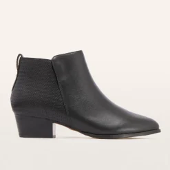 Charleston Black