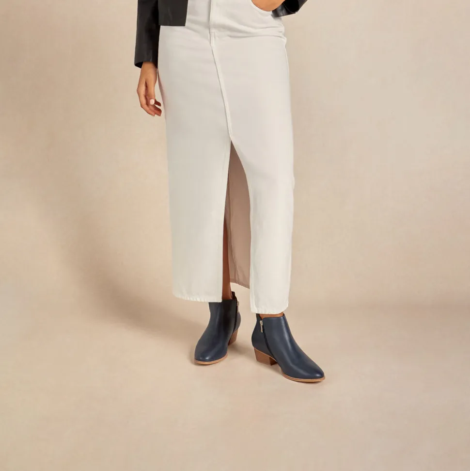 Charleston Dark Navy
