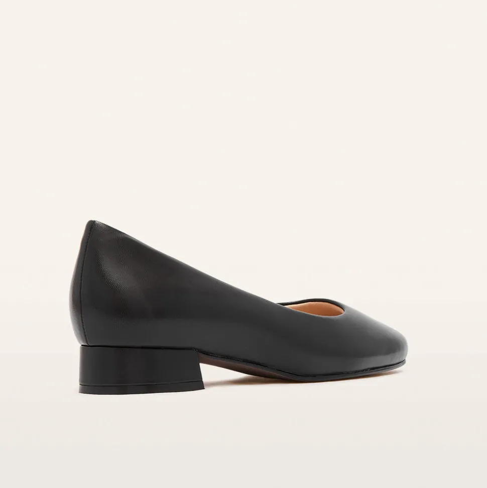 Cleo Black