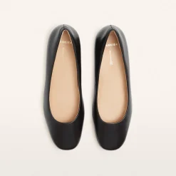 Cleo Black