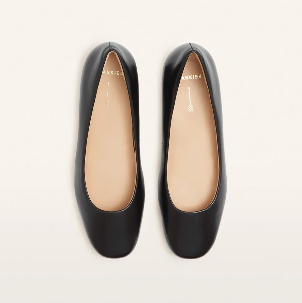 Cleo Black
