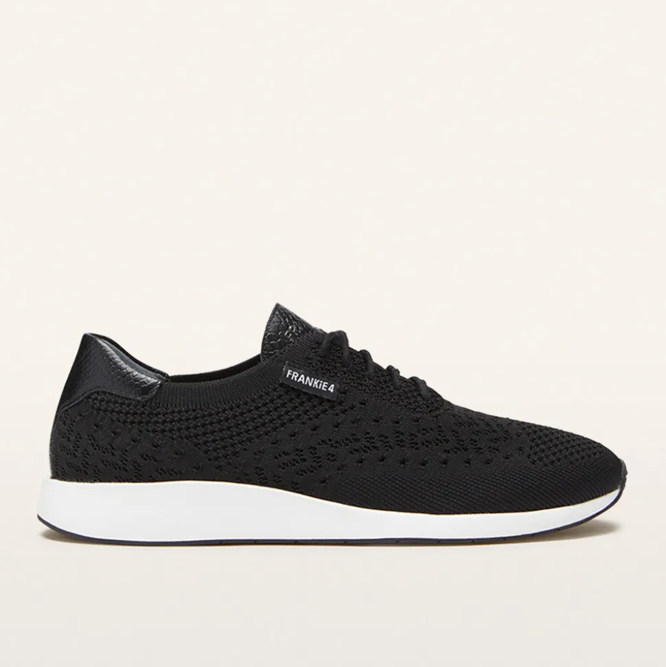 Dimity Black
