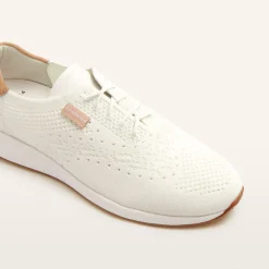 Dimity White