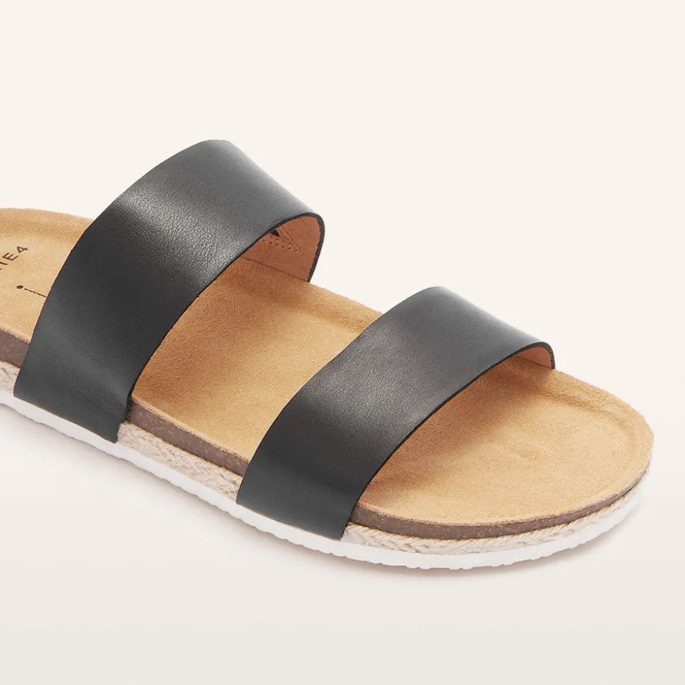 Maria III Black