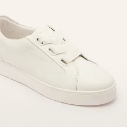 Mya II Soft White Emboss