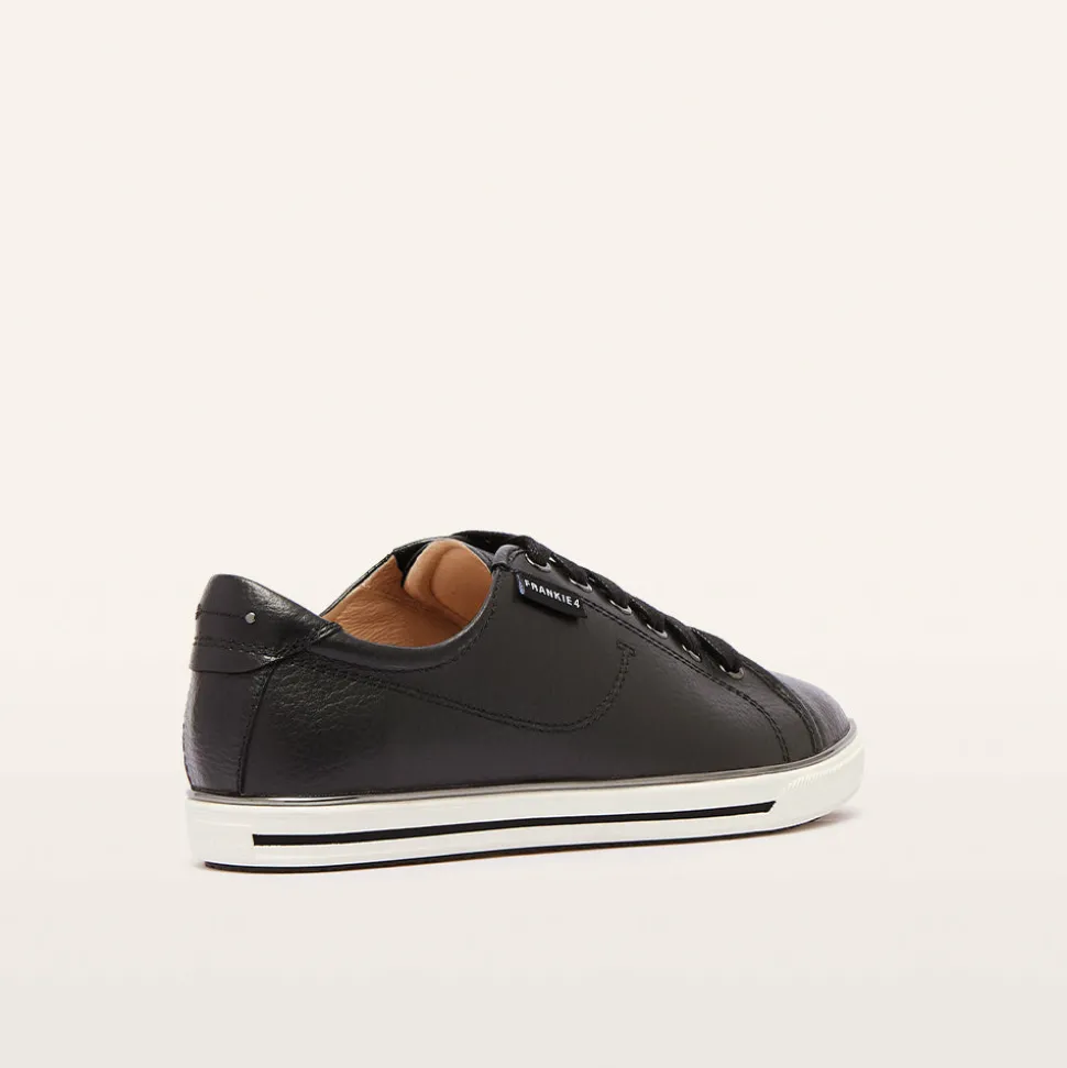 Nat III Black/White