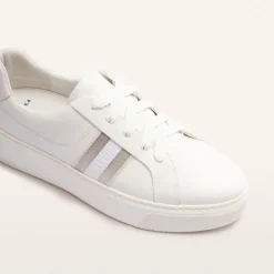 Riley White/Pink Tint