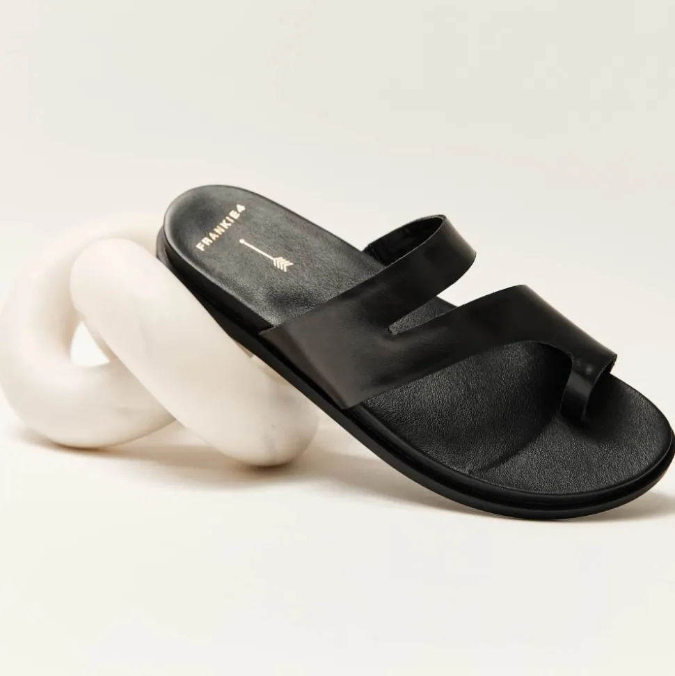 Riviera Black