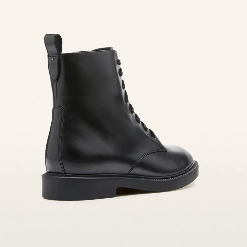 Scout Black