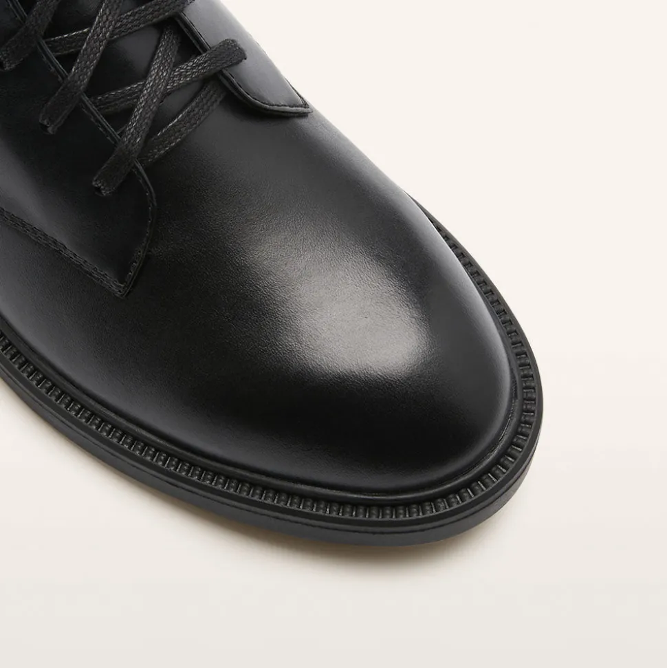 Scout Black