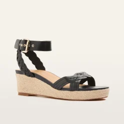 Upton Black
