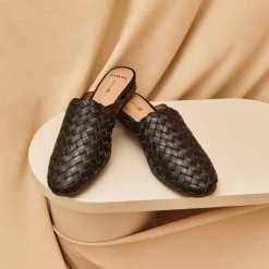 Wallace Chocolate Weave